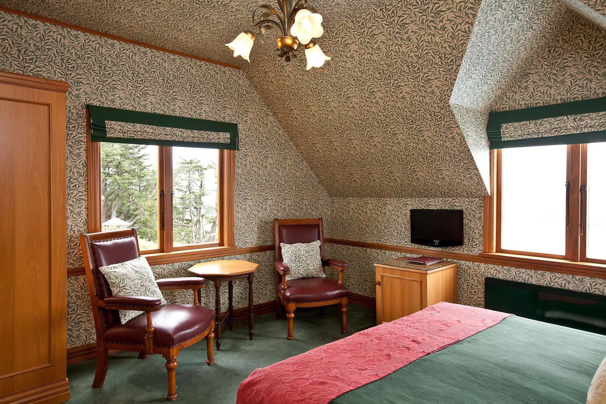 Larnach Lodge&Stable Stay Dunedin Exterior foto